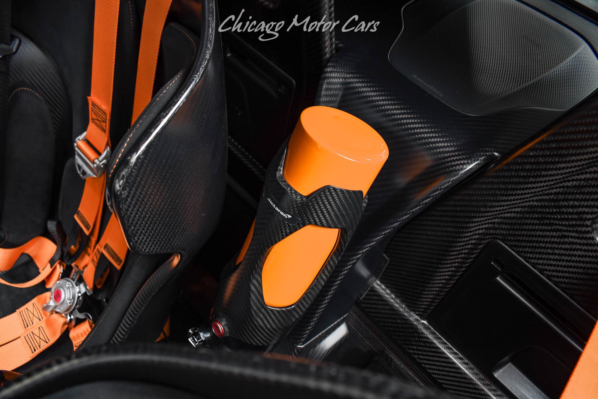Used 2019 McLaren Senna photo 18