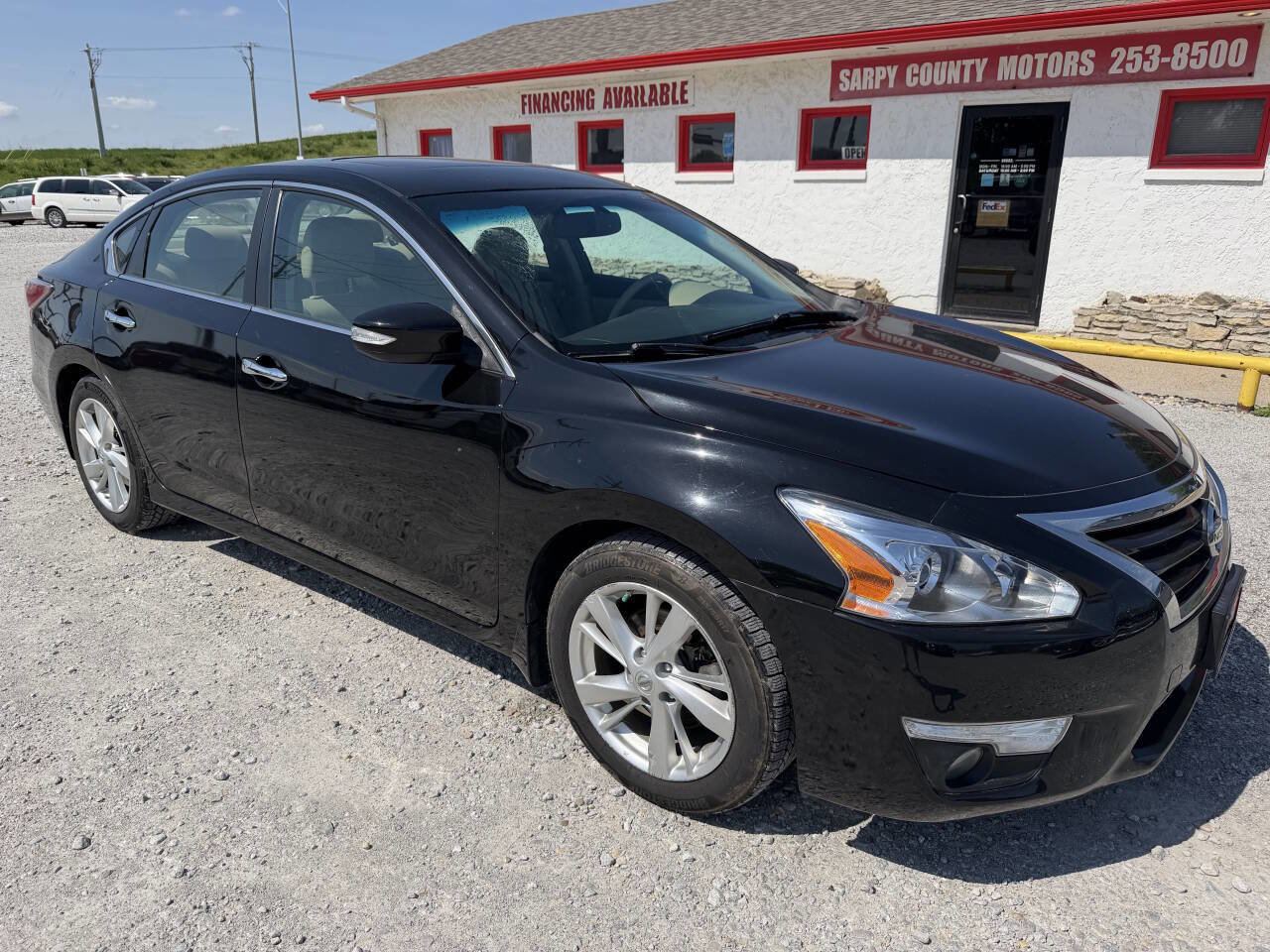 Used 2014 Nissan Altima 2.5 SL w/ Moonroof Package