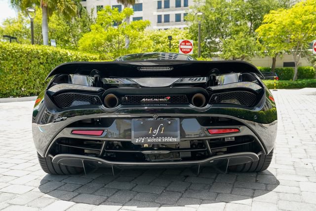Used 2018 McLaren 720S Performance photo 23