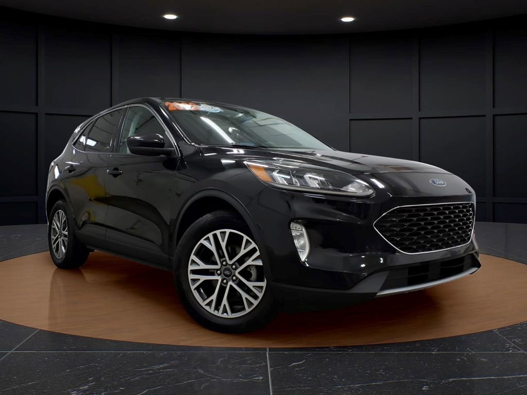 Certified 2022 Ford Escape SEL
