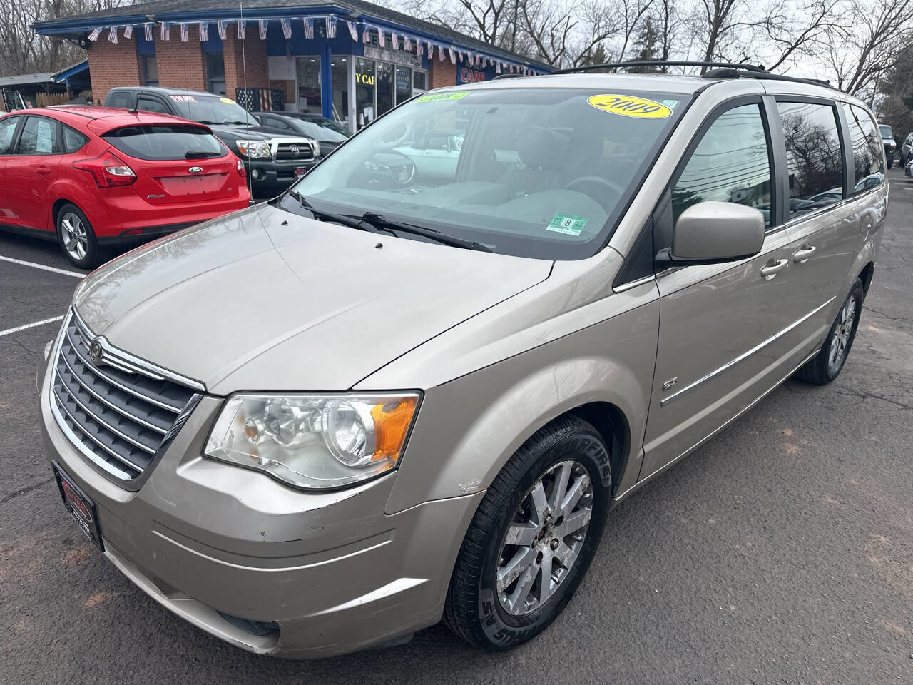 Used 2009 Chrysler Town Country Minivans for Sale Near Me