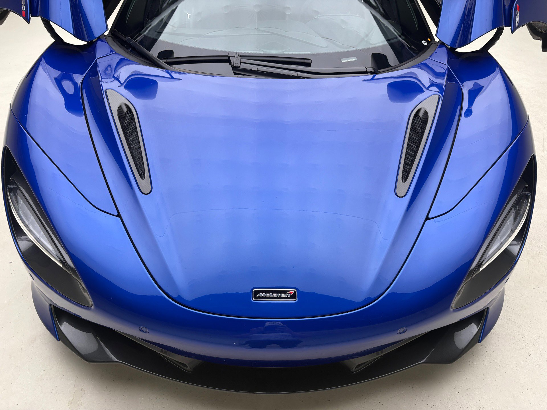 Used 2018 McLaren 720S Performance photo 21