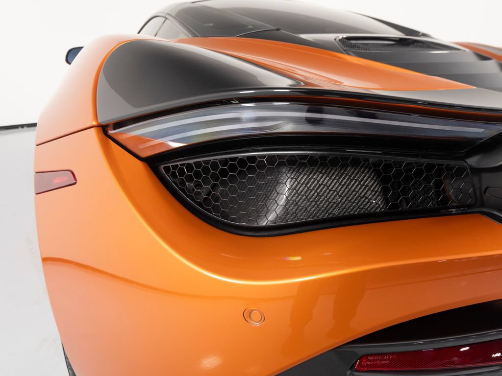 Used 2019 McLaren 720S photo 37