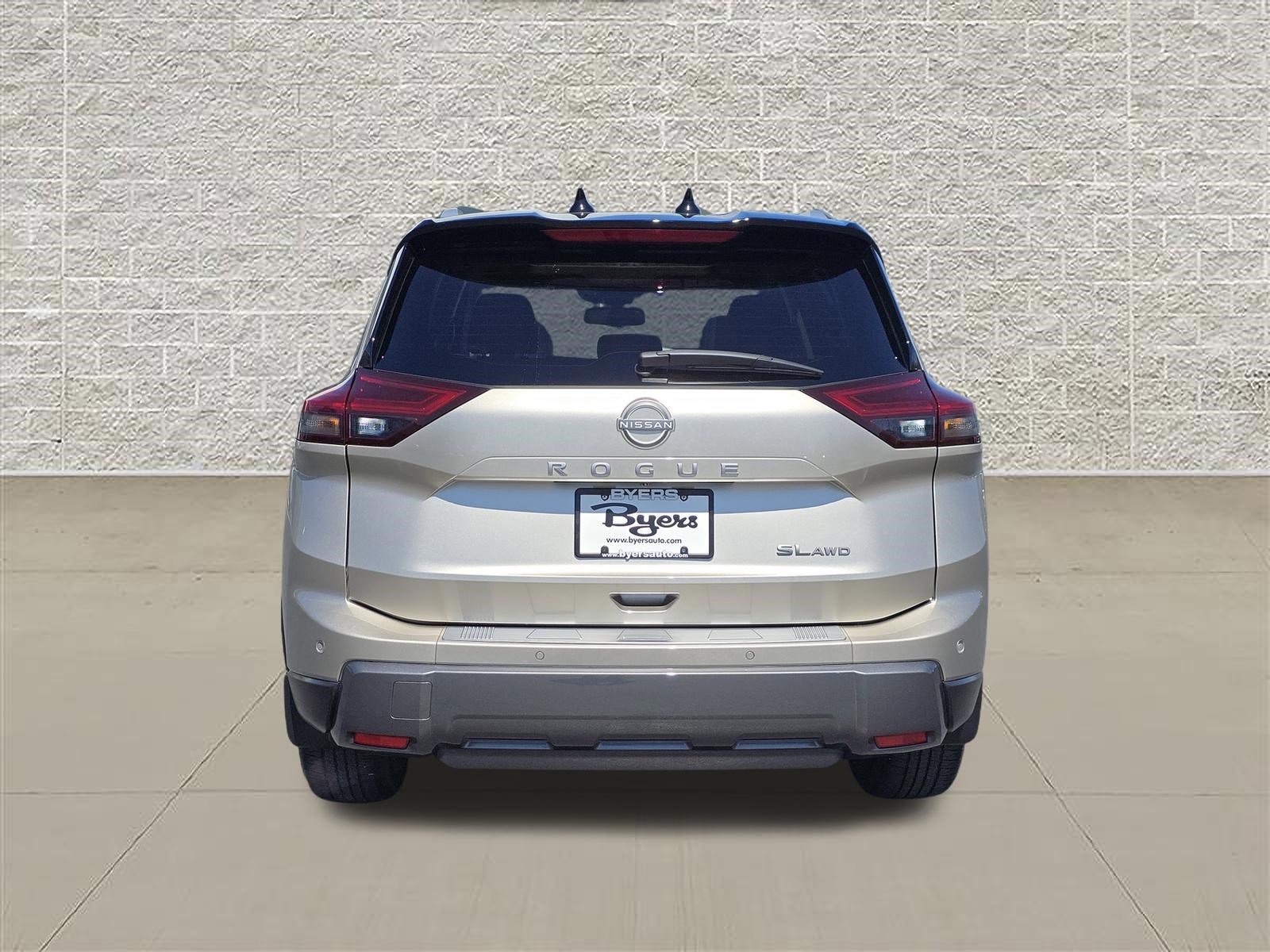 2025 Nissan Rogue SL