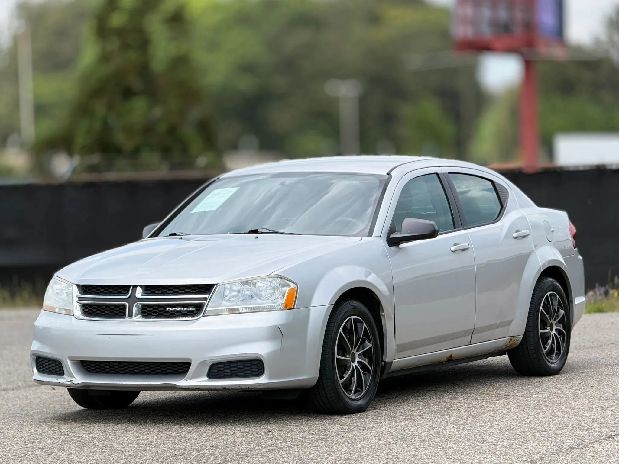 2012 Dodge Avenger SE