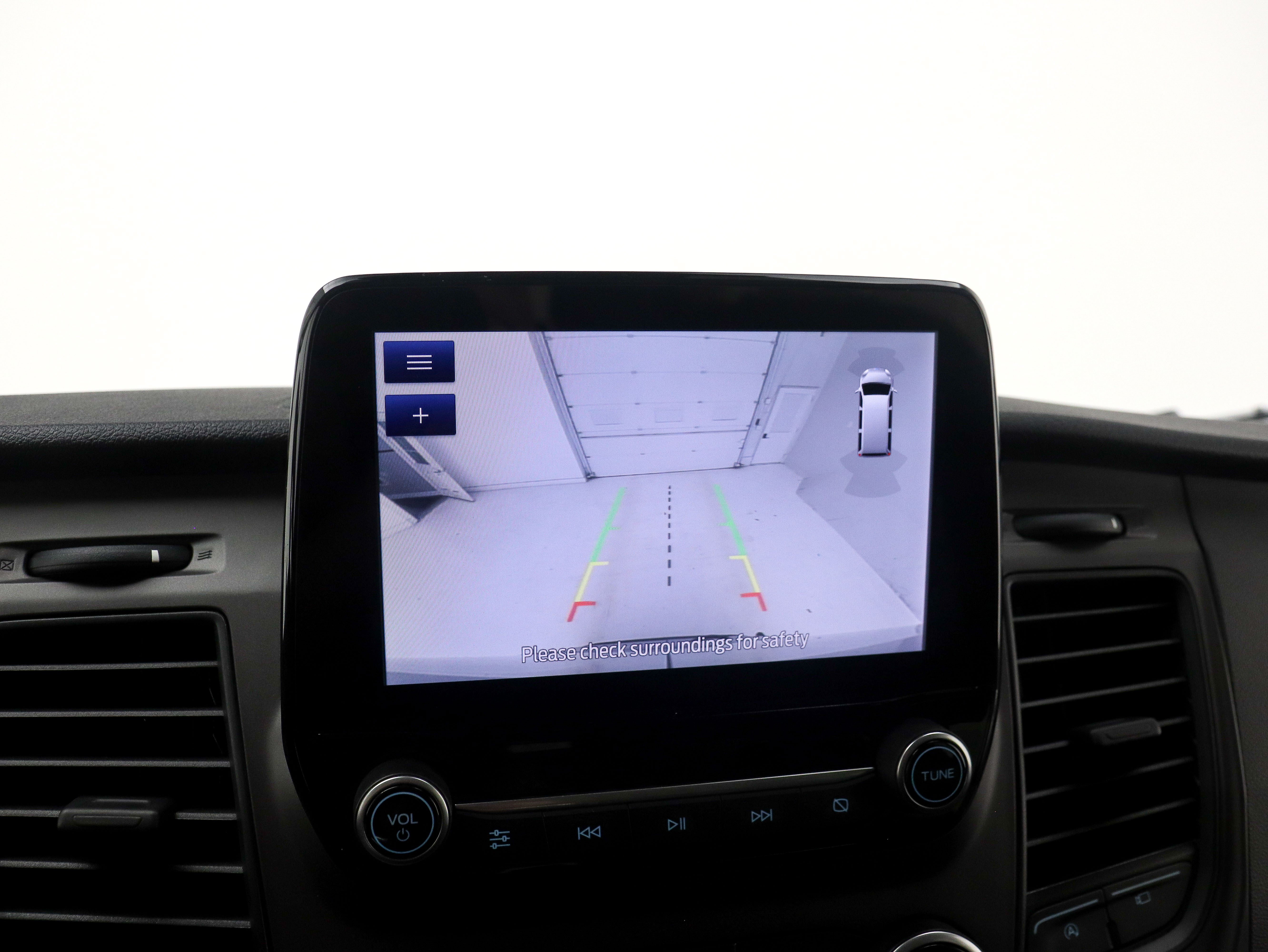 2020 Ford Transit Passenger Van XLT - Photo 17