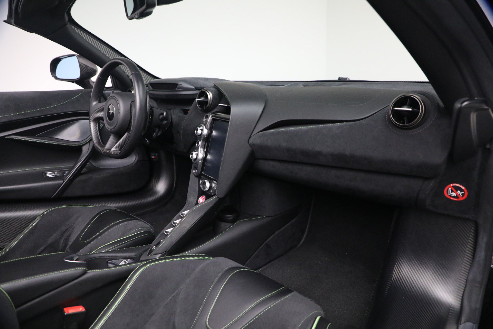 Used 2020 McLaren 720S Performance photo 30