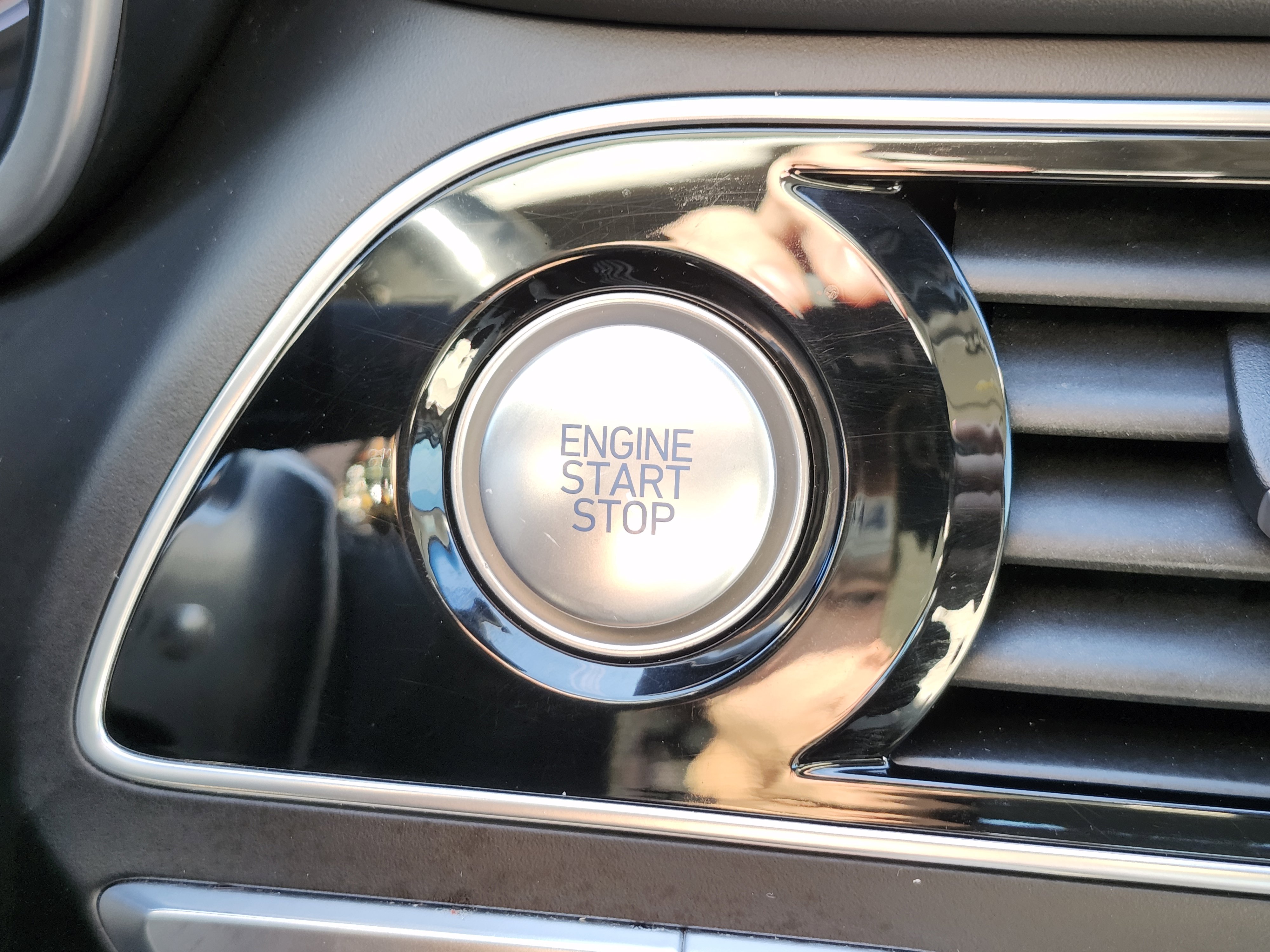 2019 Genesis G70 2.0T Advanced