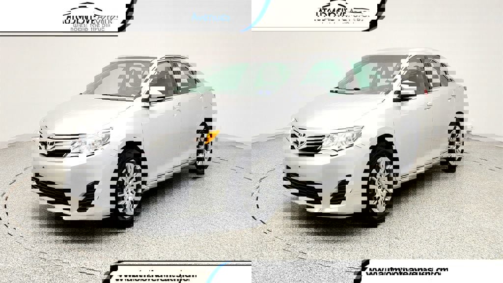 2013 Toyota Camry LE