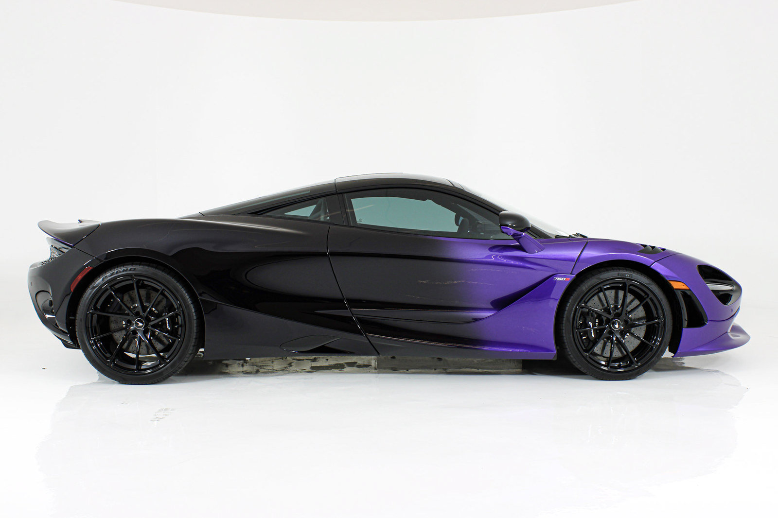 Used 2024 McLaren 750S photo 20