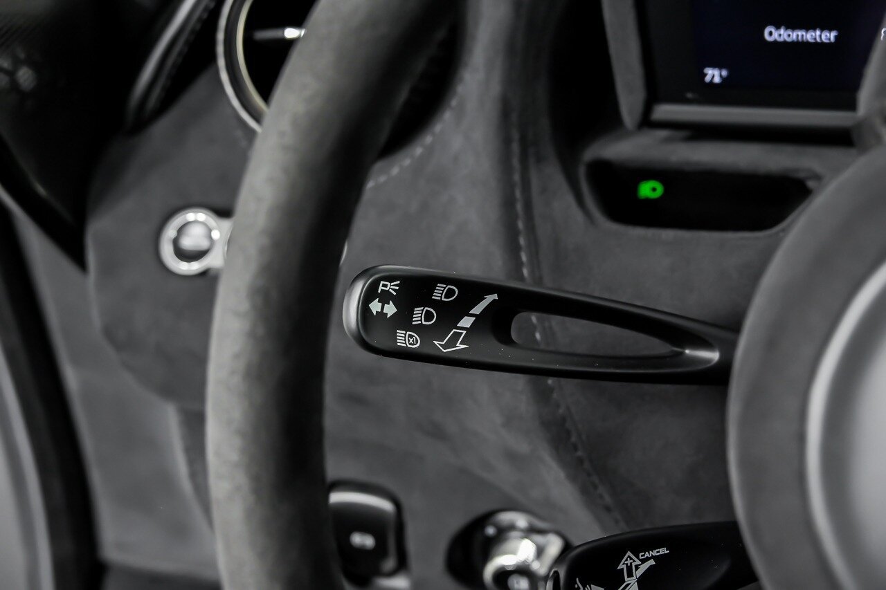 Used 2018 McLaren 720S Performance photo 29
