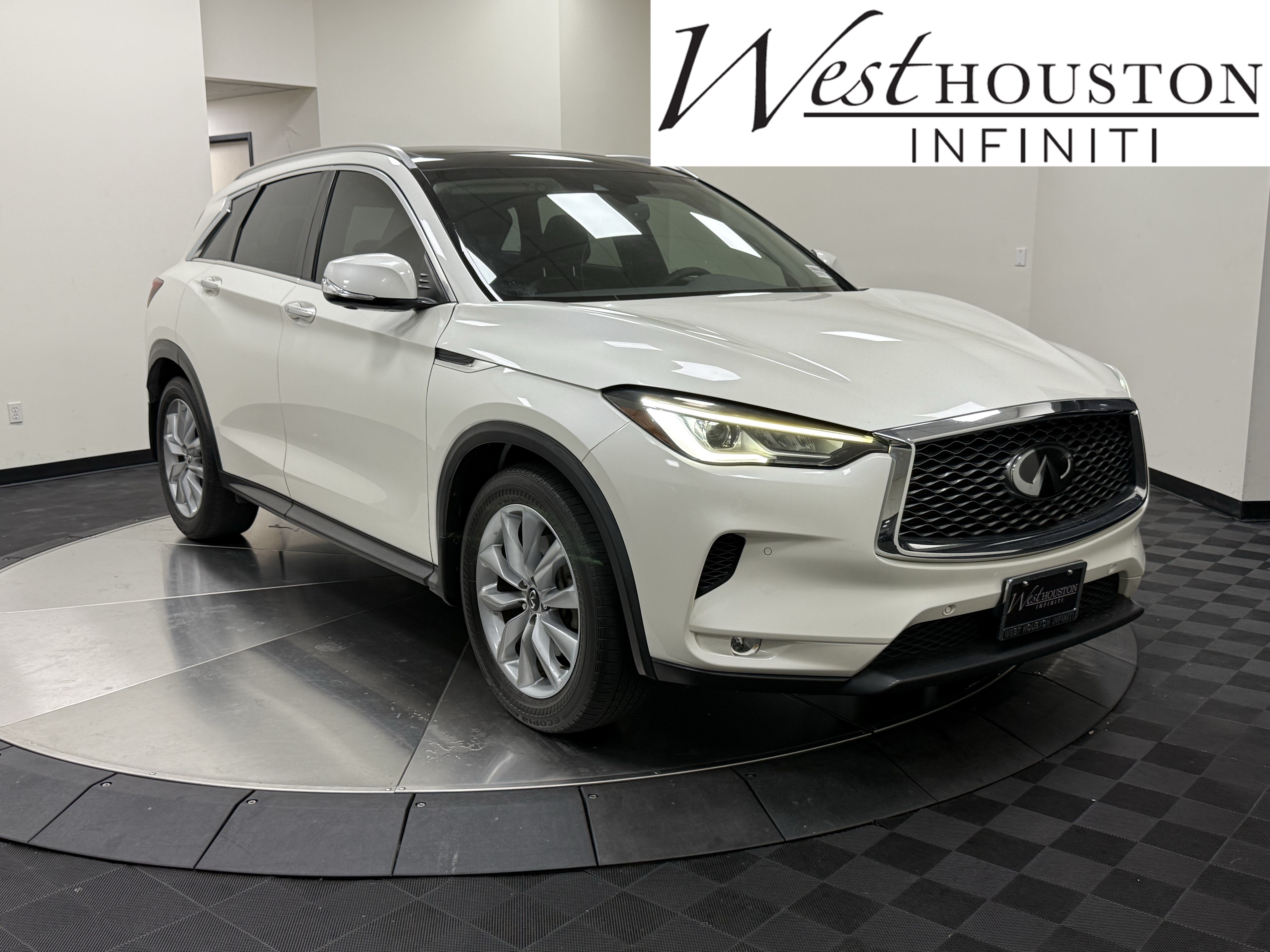 Used 2022 INFINITI QX50 Essential