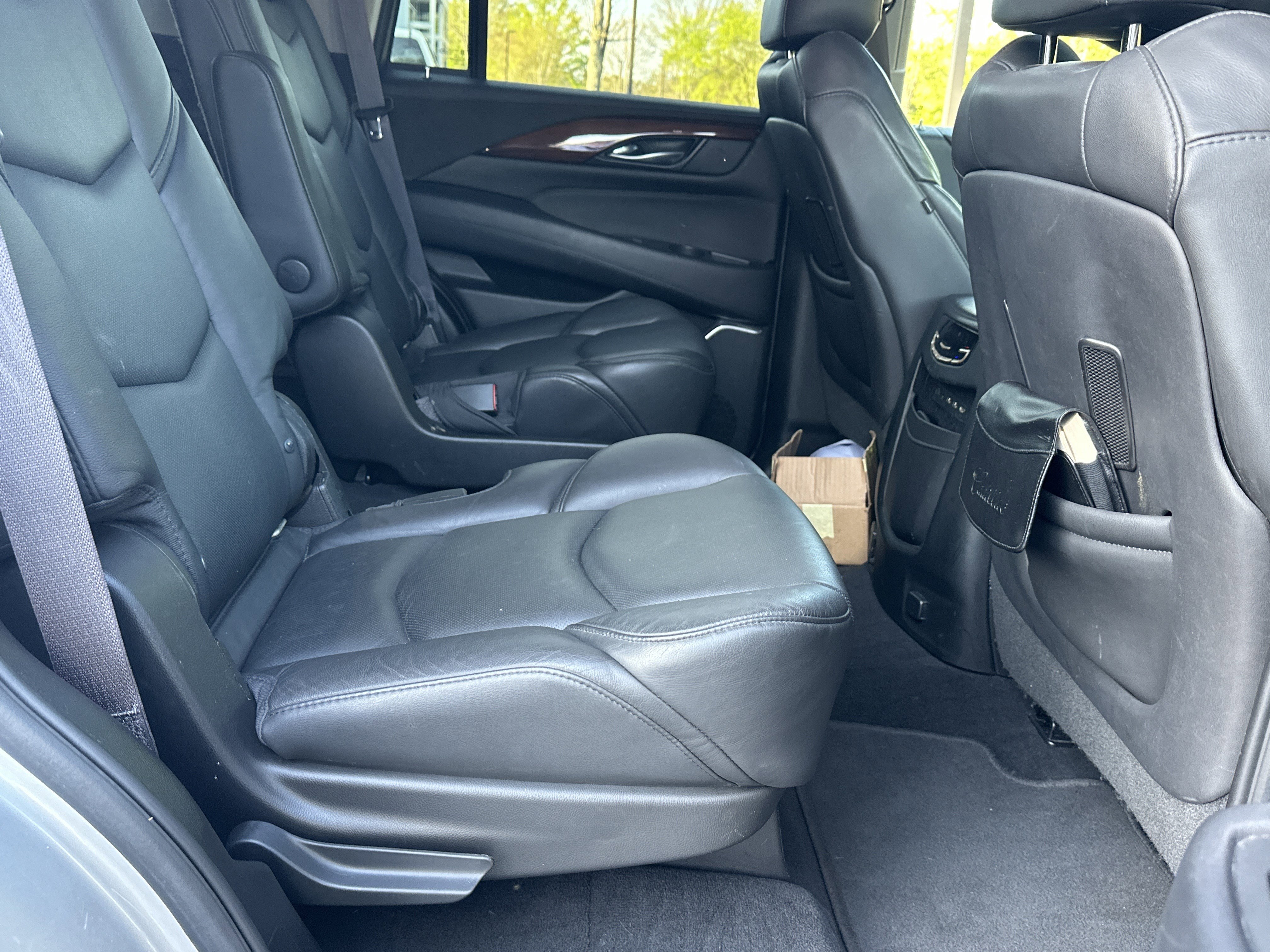 2017 Cadillac Escalade Luxury