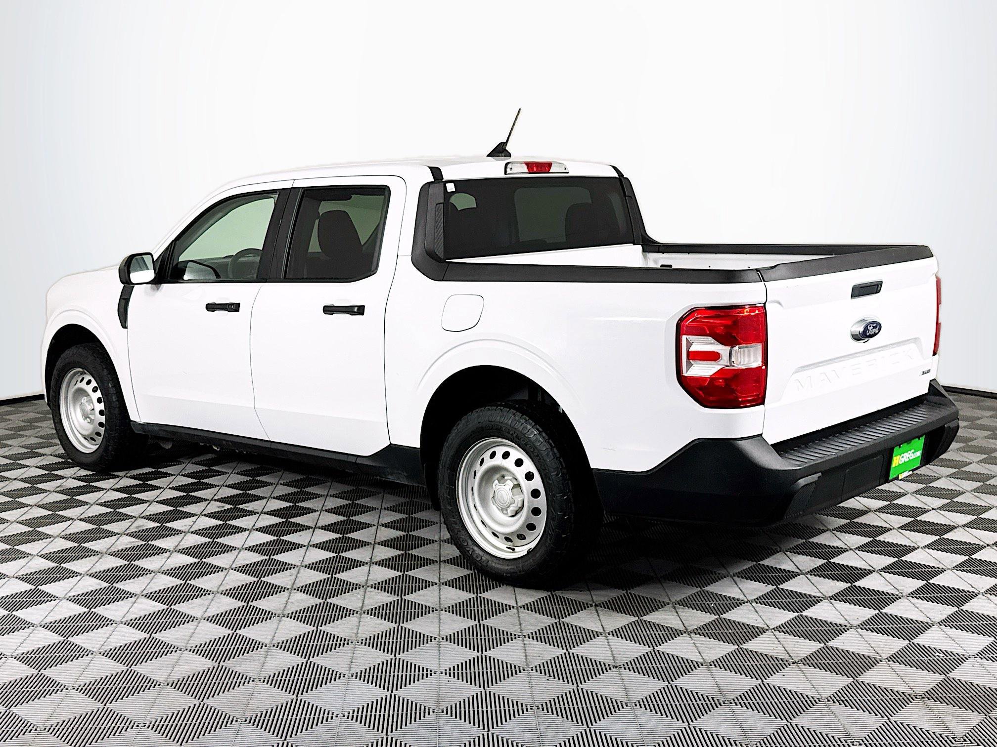 2023 Ford Maverick XL