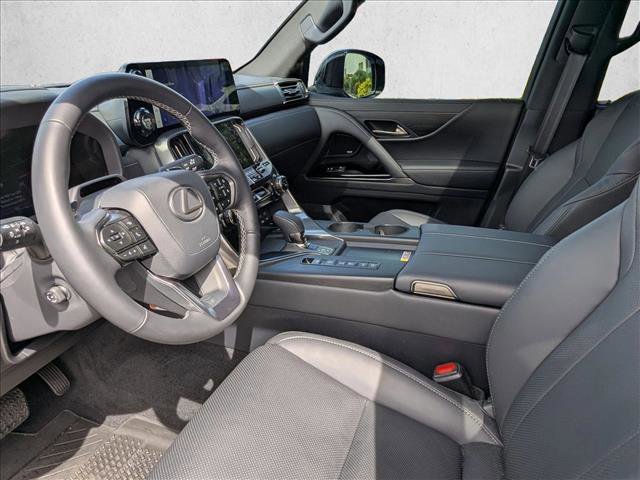 2025 Lexus LX 700h Overtrail