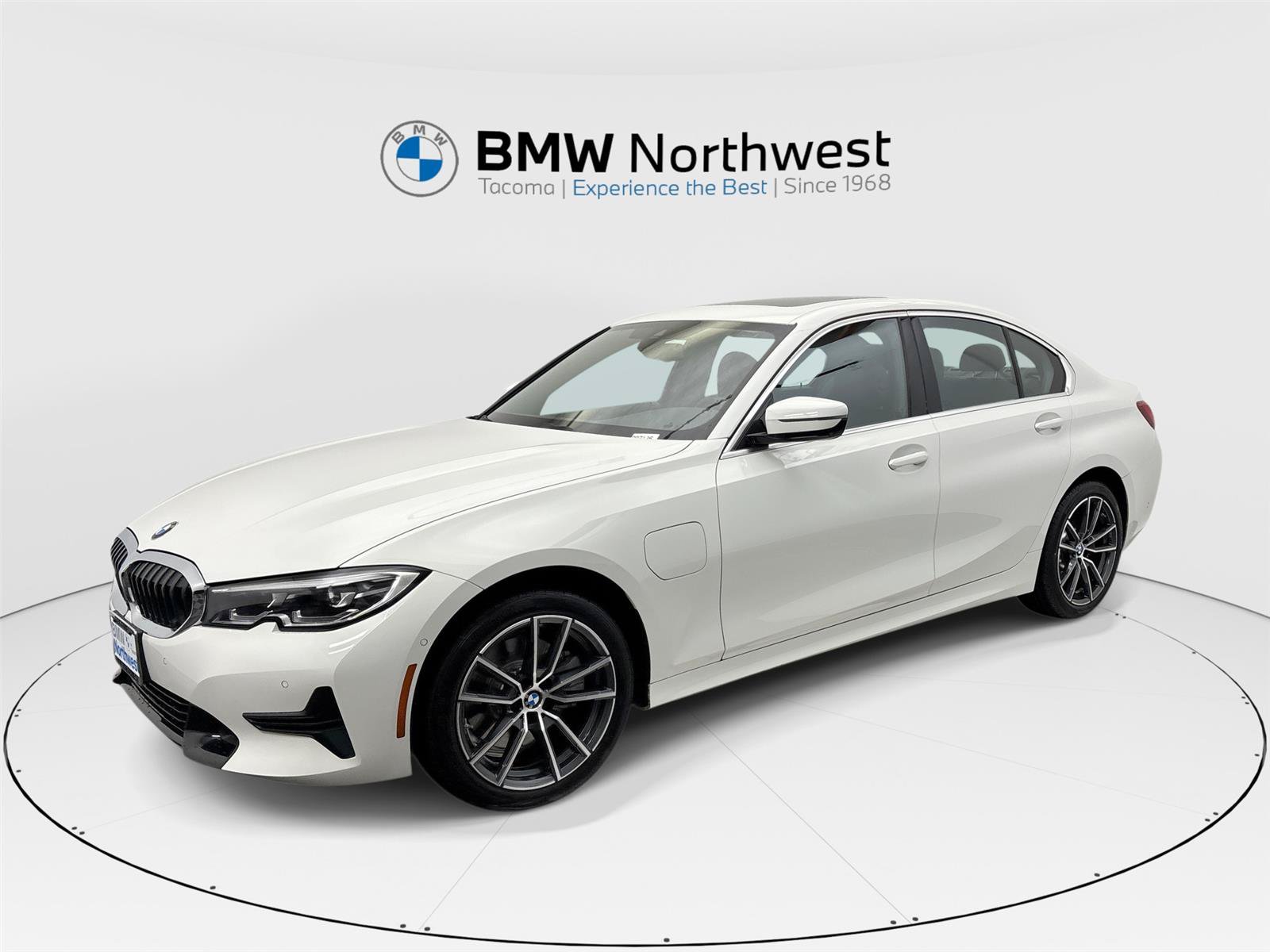 Used 2021 BMW 330e xDrive w/ Convenience Package