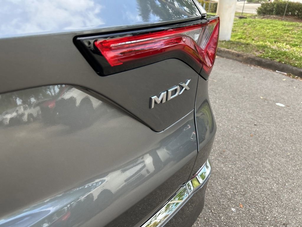 2022 Acura MDX FWD w/ Technology Package
