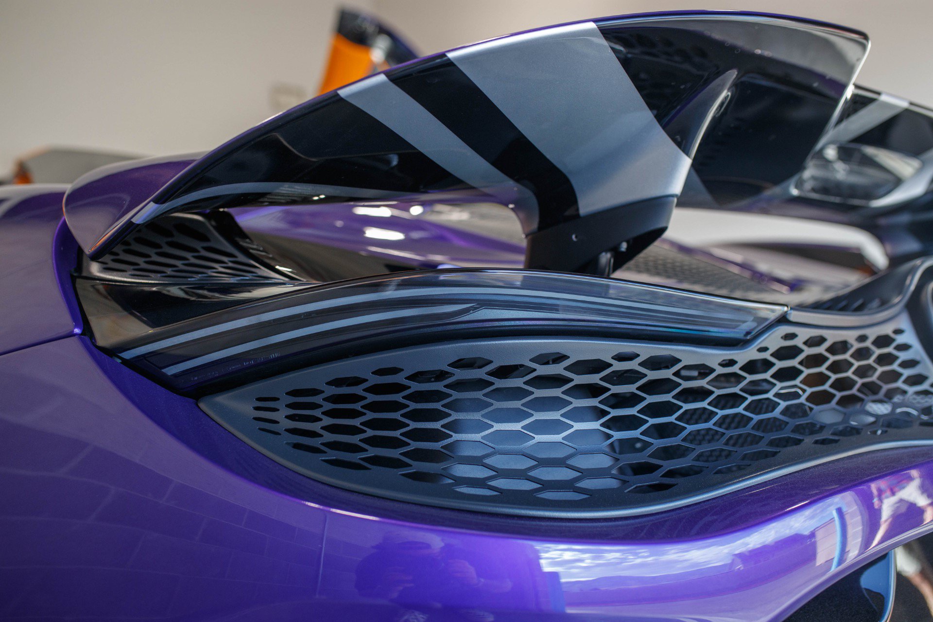 Used 2024 McLaren 750S Spider photo 40