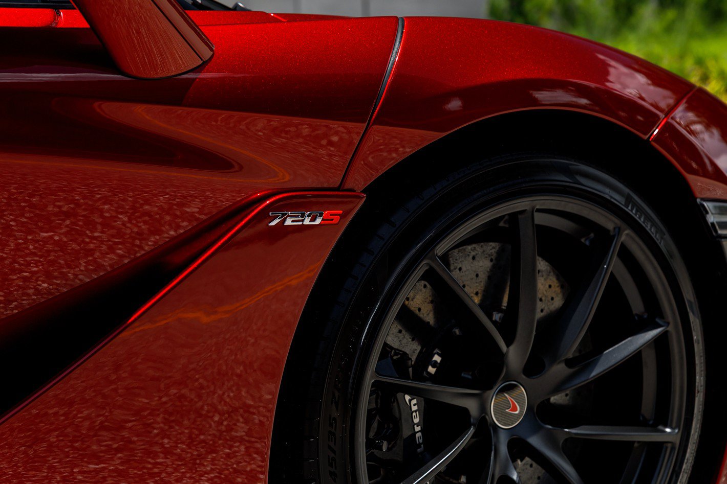 Used 2018 McLaren 720S Luxury photo 32