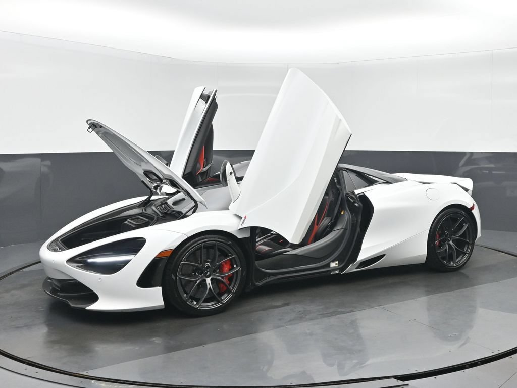 Used 2020 McLaren 720S Performance photo 34