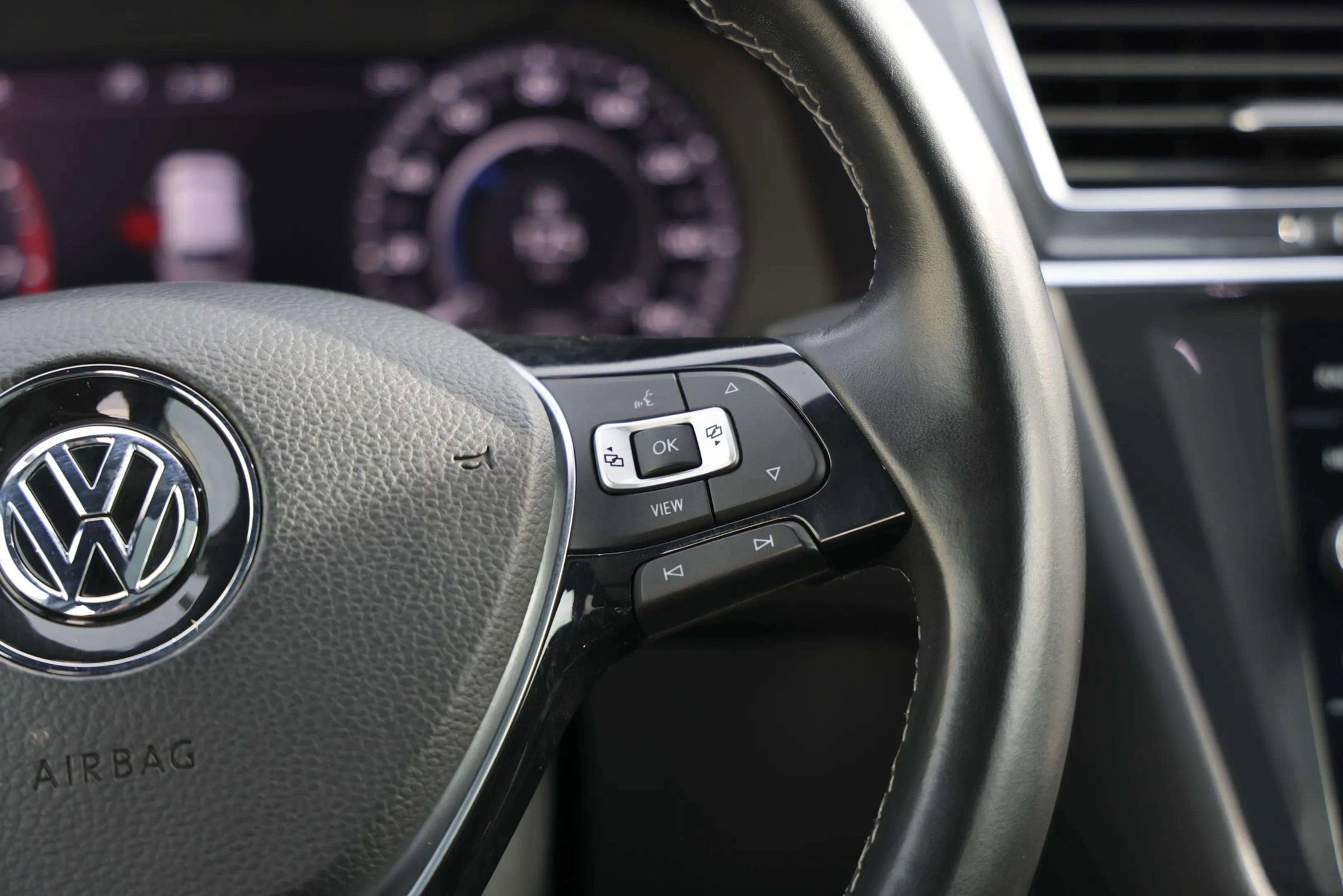 2019 Volkswagen Tiguan SEL Premium R-Line