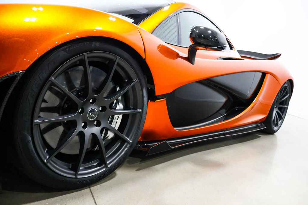 Used 2014 McLaren P1 photo 25