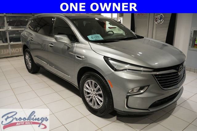 Used 2024 Buick Enclave Essence w/ Trailering Package, 5000 lbs.