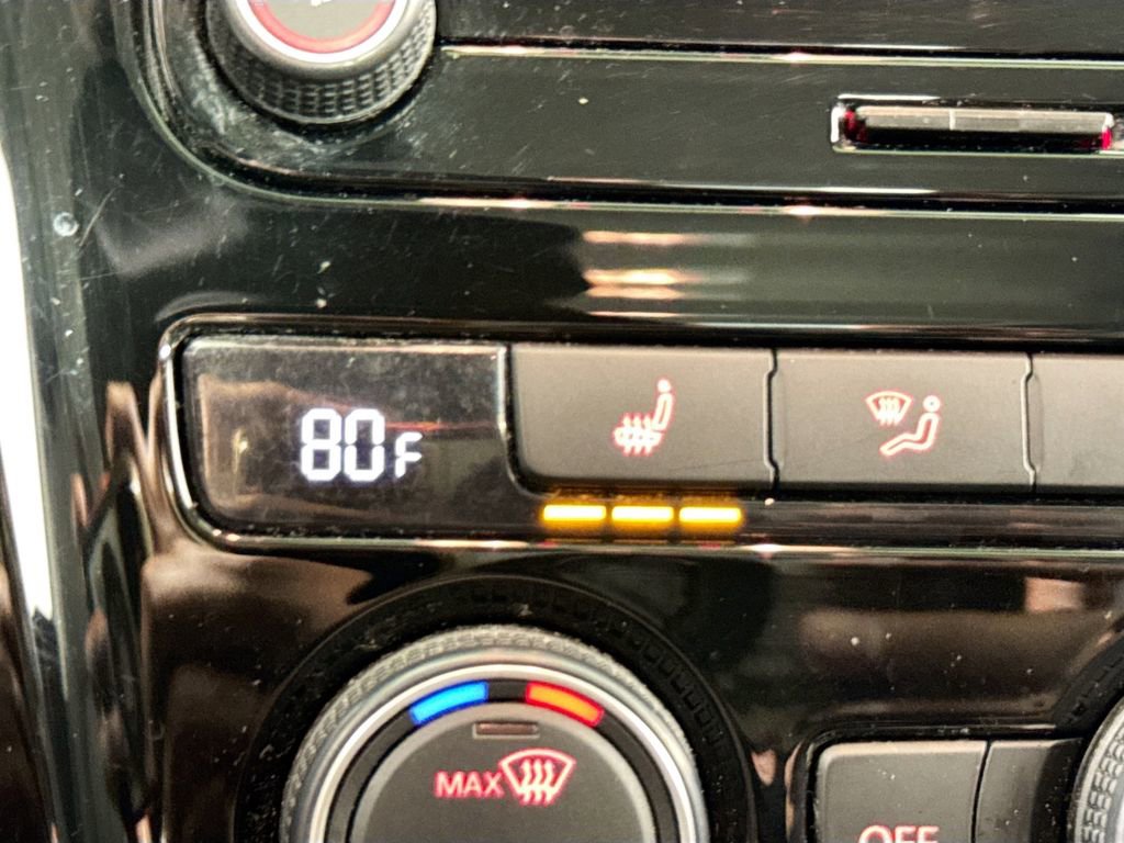 2022 Volkswagen Passat 2.0T