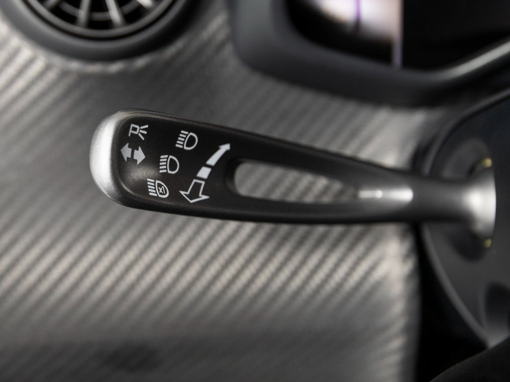 Used 2015 McLaren P1 photo 34