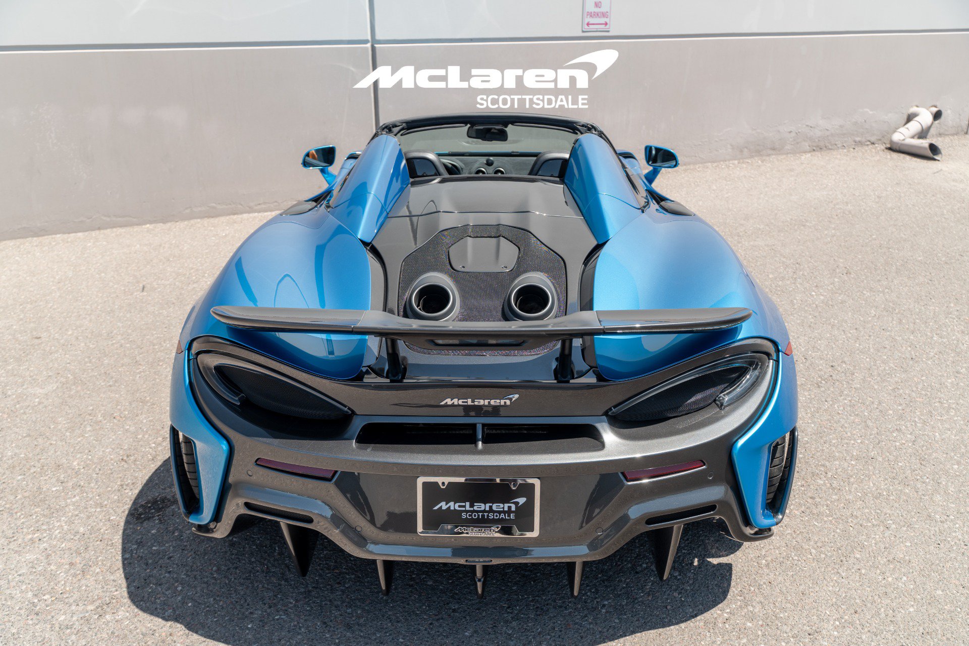 Used 2020 McLaren 600LT Spider photo 28