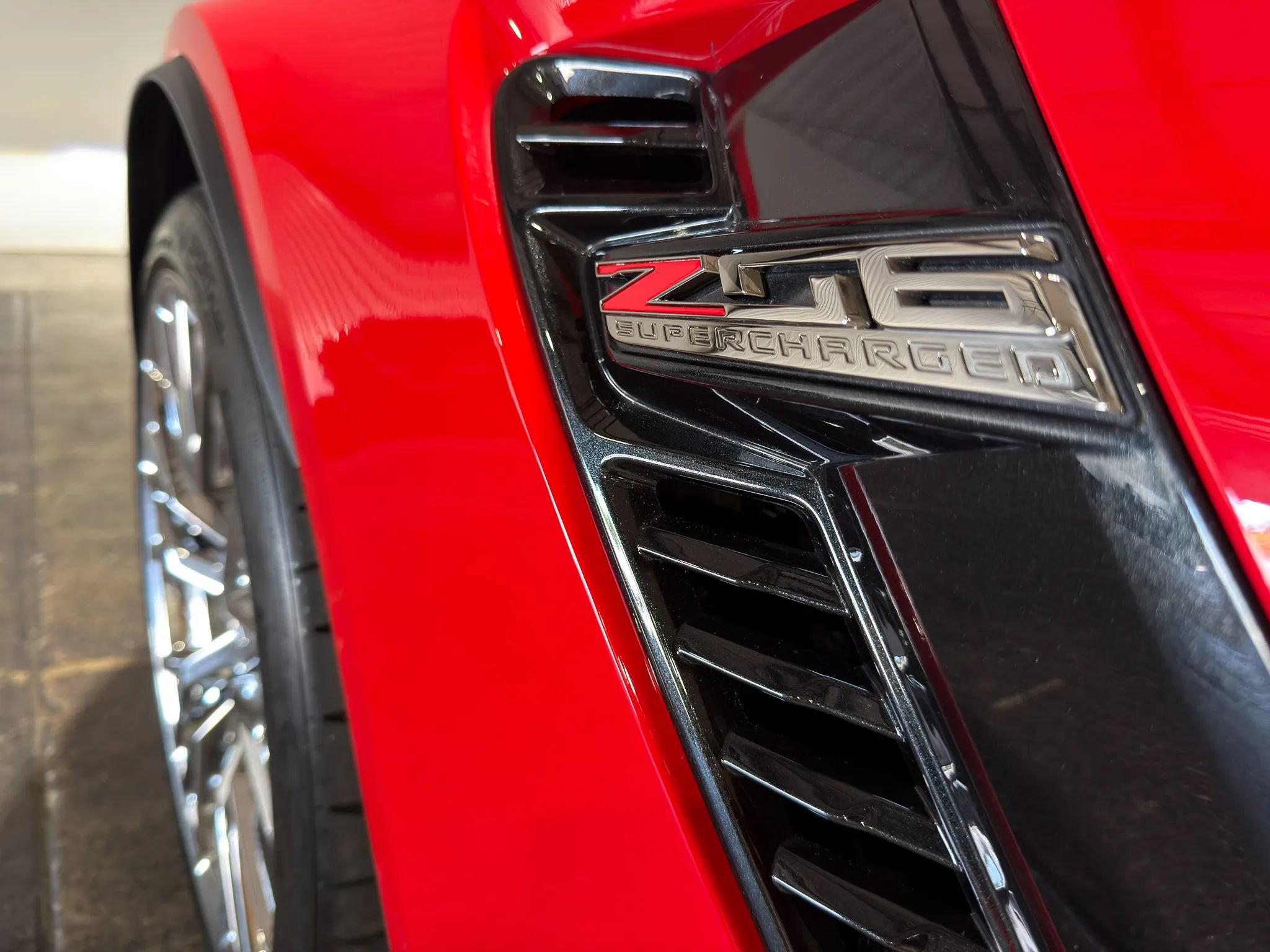 2016 Chevrolet Corvette 2LZ - Photo 10