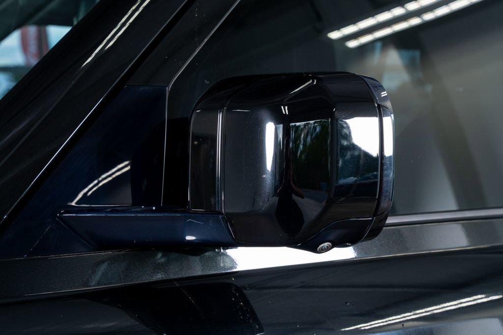 2023 Land Rover Defender 110 X