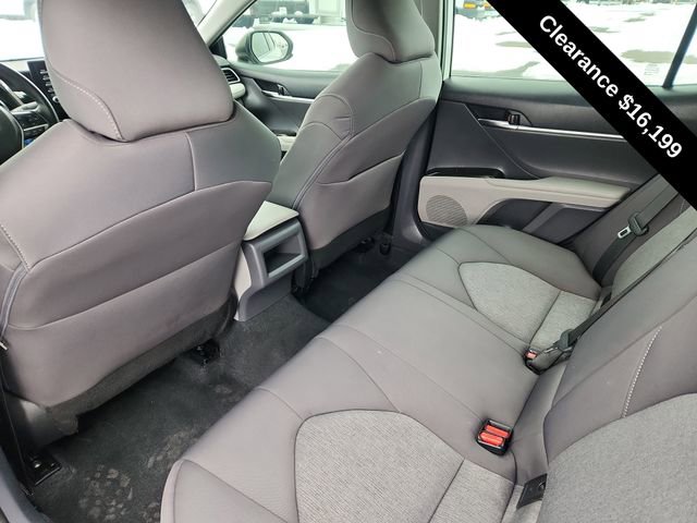 2022 Toyota Camry LE