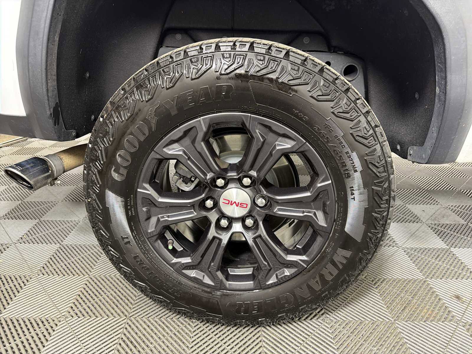 2023 GMC Canyon Elevation