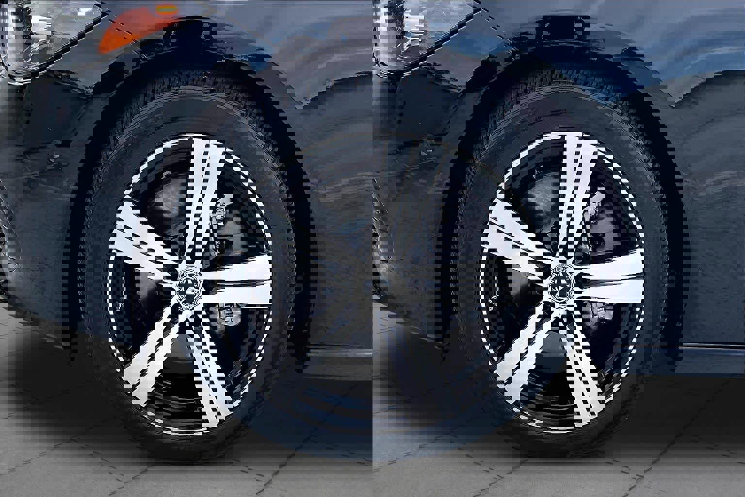 2025 Mercedes-Benz C 300 4MATIC Sedan