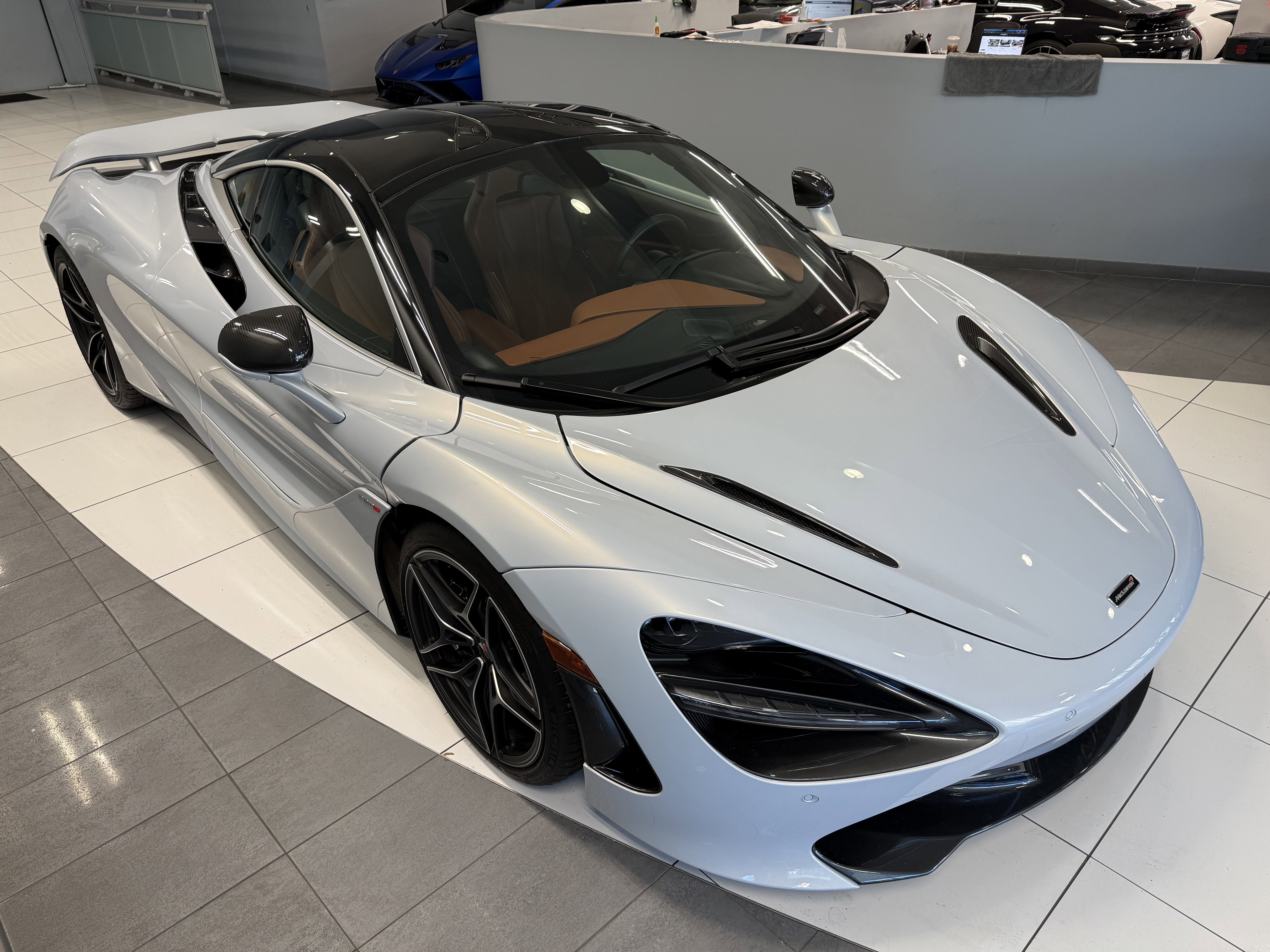 Used 2018 McLaren 720S photo 9