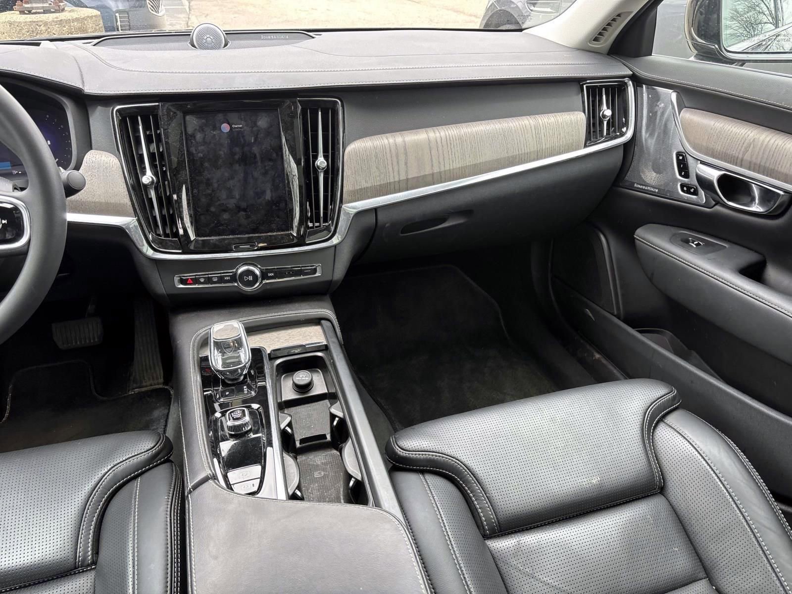 2023 Volvo S90 B6 Ultimate