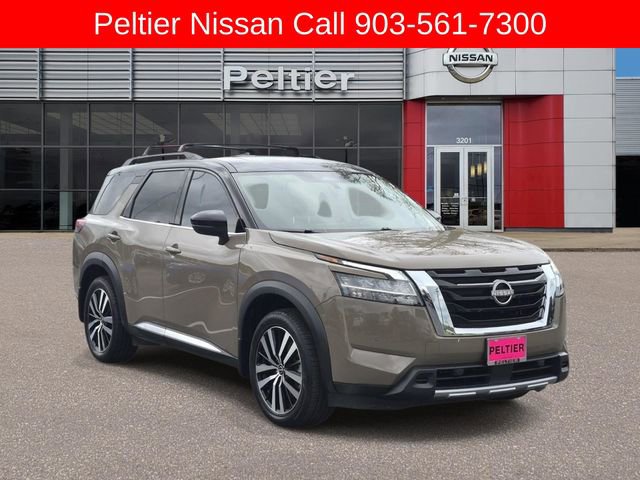 Used 2024 Nissan Pathfinder Platinum