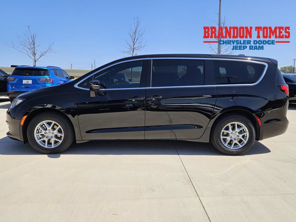 New 2026 Chrysler Voyager LX