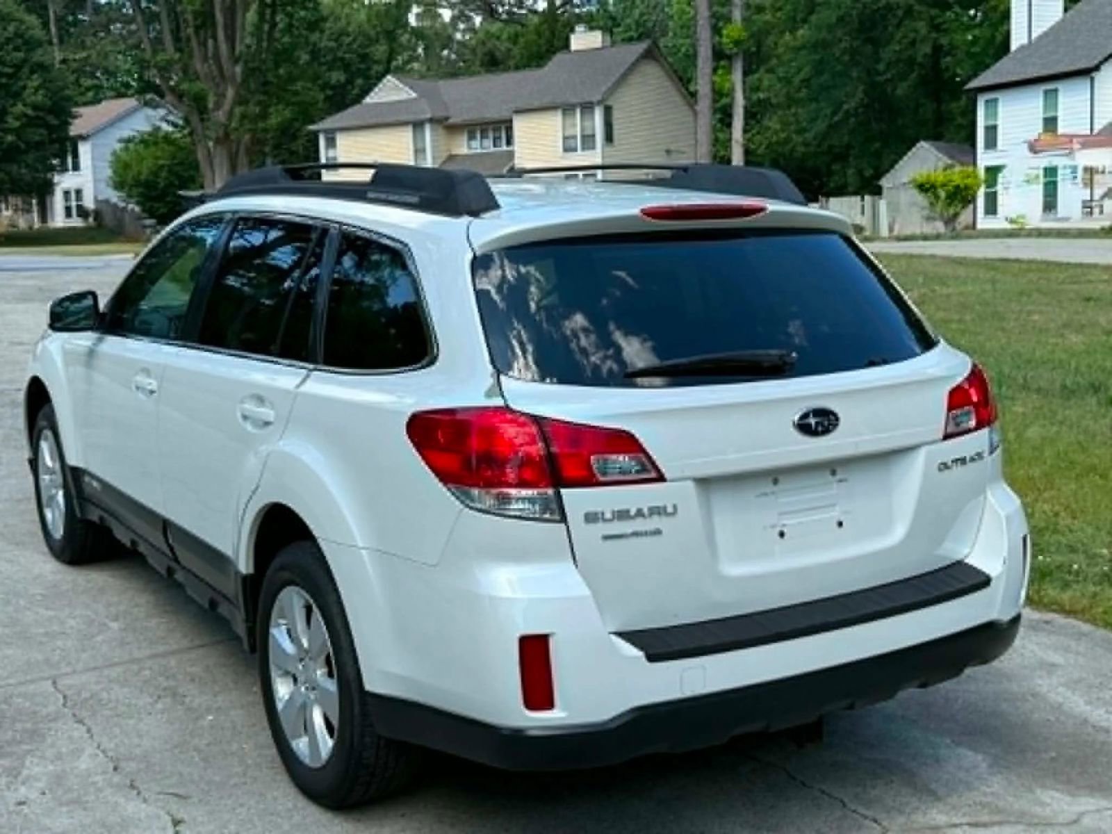 2012 Subaru Outback 2.5i Premium