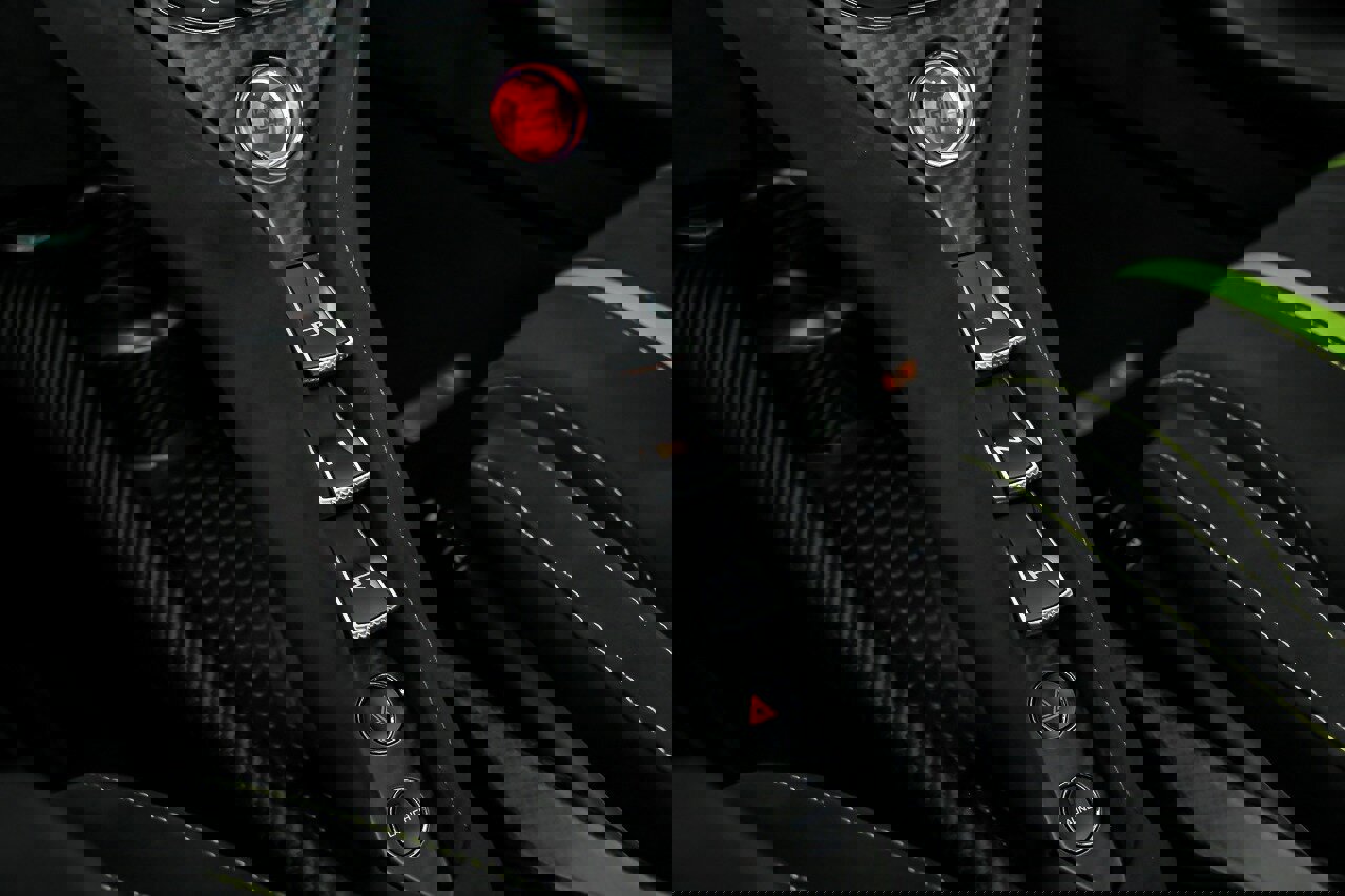 Used 2021 McLaren 765LT photo 37