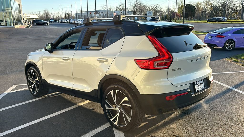 2021 Volvo Xc40 T5 R-Design