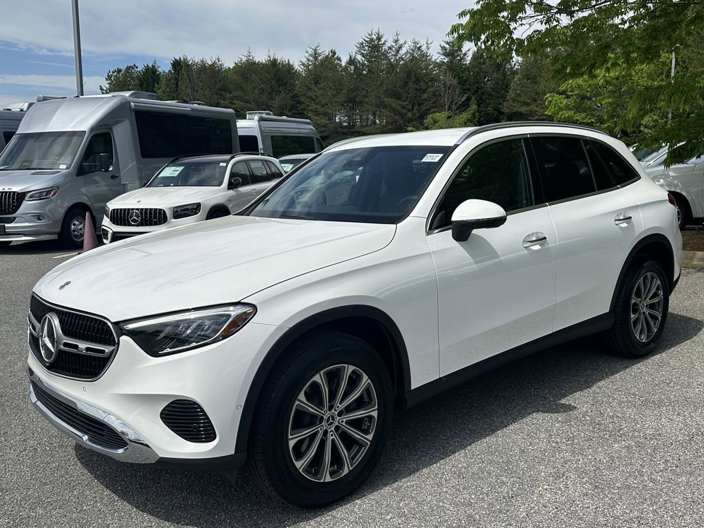 2025 Mercedes-Benz GLC 300 4MATIC
