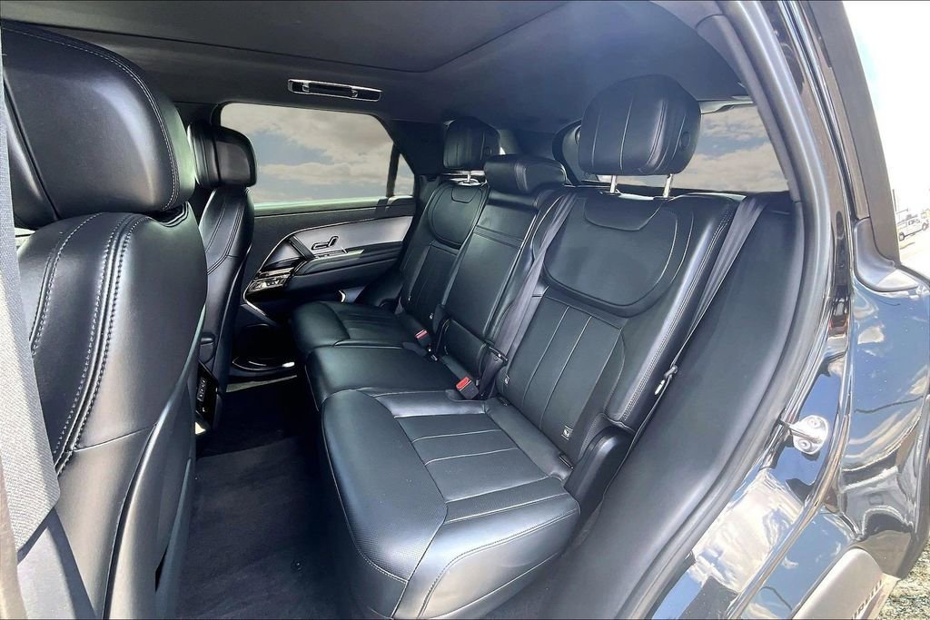 2025 Land Rover Range Rover Sport SE