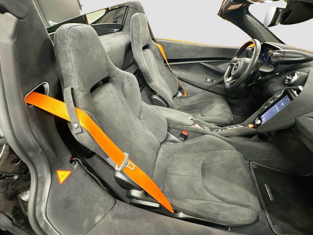 Used 2025 McLaren 750S Spider photo 25