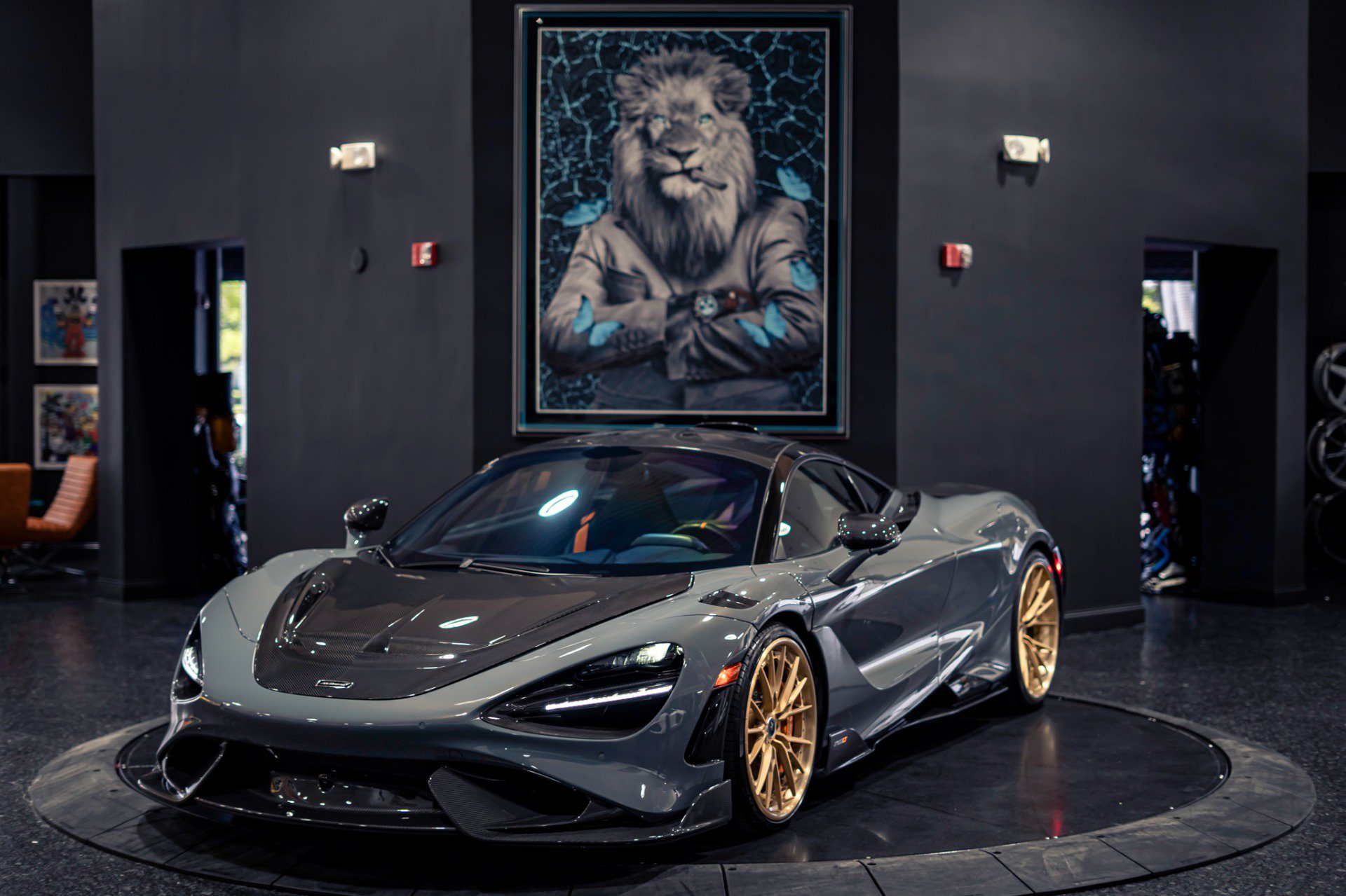Used 2021 McLaren 765LT photo 7