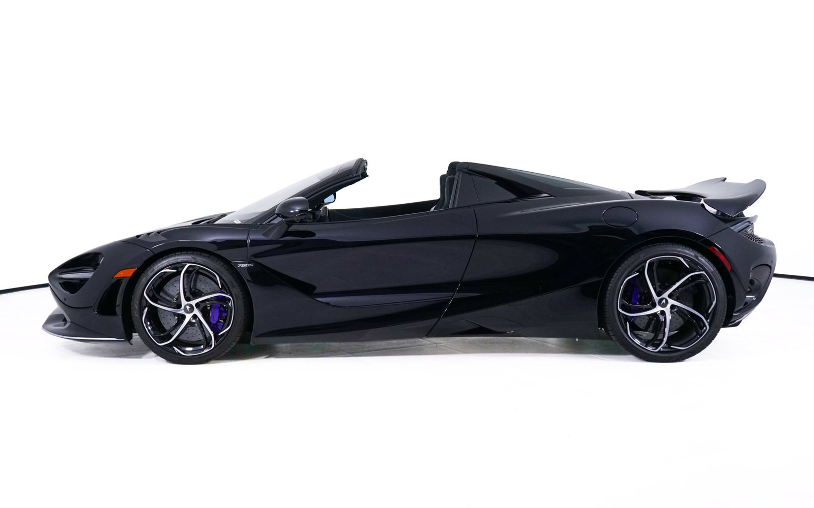 Used 2024 McLaren 750S Spider 2