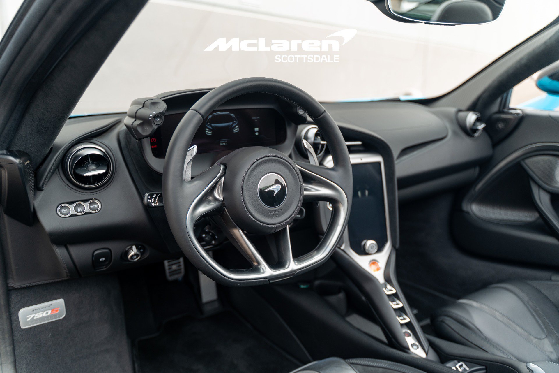 Used 2025 McLaren 750S Spider photo 13