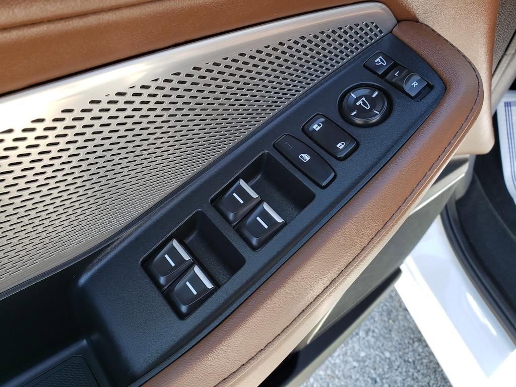 2024 Acura MDX SH-AWD w/ Technology Package