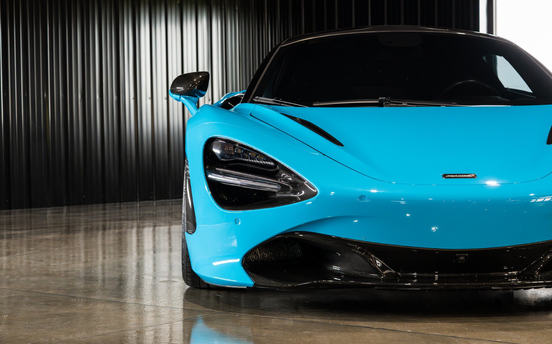 Used 2018 McLaren 720S Performance photo 15